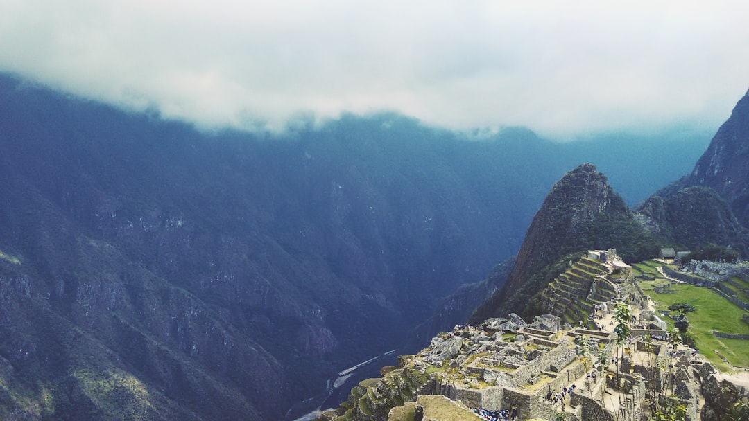 Luxury vs. Affordable Outdoor Travel Experiences: Finding Your Perfect Fit Luxury vs. Affordable Outdoor Travel Experiences: Finding Your Perfect Fit